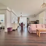 Premium * Брашов