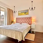 Apartment Premium *